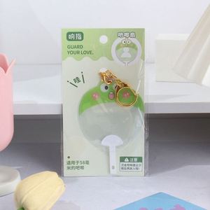 พัดพลาสติกใส PVC แบบพกพาขายส่ง พร้อมภาพดาราเกาหลีแบบกำหนดเอง ปลอกคลุมพัดสำหรับคอนเสิร์ต K-pop ของตกแต่งงานอีเว้นท์ งานฝีมือพลาสติก - Product Image 1