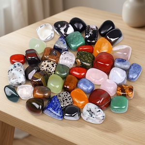 Venta al por mayor mezcla de piedras de cristal Cristales minerales curativos rocas piedras preciosas hogar decorativo meditación cuarzo piedras de cuarzo - Product Image 3