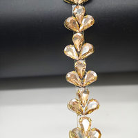 Applique en strass, perles et sequins, style tige, à thermocoller pour robes de mariée, sacs et chaussures