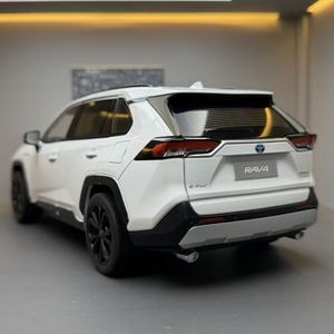 Modelo de coche <span class=keywords><strong>Toyota</strong></span> <span class=keywords><strong>RAV4</strong></span> 1:18 oficialmente autorizado, modelo de coche de aleación, coche de simulación, colección de coches, modelo de juguete de metal, vehículo de exhibición. - Product Image 6