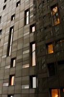 Panel Komposit Titanium Seng Sampel Gratis untuk Cladding Dinding Tirai & Atap – Material Bangunan Fasad Logam Tahan Api dan Tahan Lama