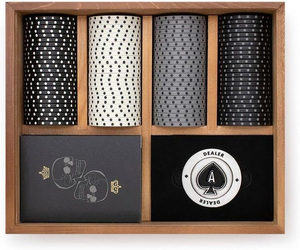 Juego <span class=keywords><strong>de</strong></span> Póker <span class=keywords><strong>de</strong></span> Lujo en Caja <span class=keywords><strong>de</strong></span> Madera Premium Incluye Naipes y 100 Fichas Personalizadas Debajo del Mazo - Product Image 4