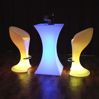 Table de bar LED carrée lumineuse à pieds hauts, idéale pour les événements KTV, les soirées et les boîtes de nuit - Meilleure vente