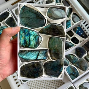 <span class=keywords><strong>Pierre</strong></span> de palmier en labradorite de haute qualité, forme libre, boîte, <span class=keywords><strong>sculpture</strong></span> de <span class=keywords><strong>pierre</strong></span> précieuse naturelle <span class=keywords><strong>bleue</strong></span> irisée pour ornement de bureau et de maison - Product Image 4