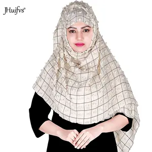 최신 새로운 디자인 그리드 Pom Pom Viscose 코튼 아랍 스카프 Hijab 여성용 긴 숄 스톨