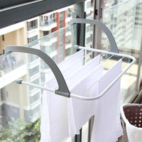 Séchoir suspendu pliable pour fenêtre, porte-serviettes et vêtements avec crochet pour balustrade de balcon, idéal pour salle de bain et buanderie