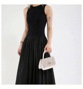 Sac à bandoulière carré vintage pour femme K2220, couleur bonbon, avec chaînes, sangle simple - Product Image 5