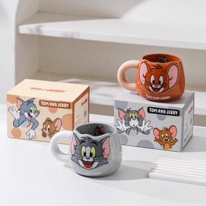 Taza de café de cerámica de Tom y Jerry con asa, diseño de dibujos animados, para regalo. - Product Image 3