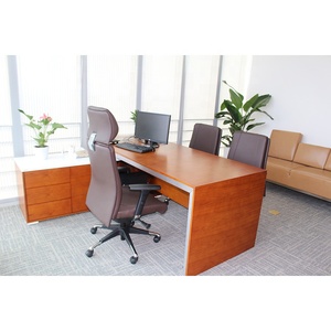 Escritorio de Oficina de Madera Maciza de Diseño Moderno y Duradero, Escritorio de Computadora de Buena Calidad para Gerentes y Ejecutivos - Product Image 3