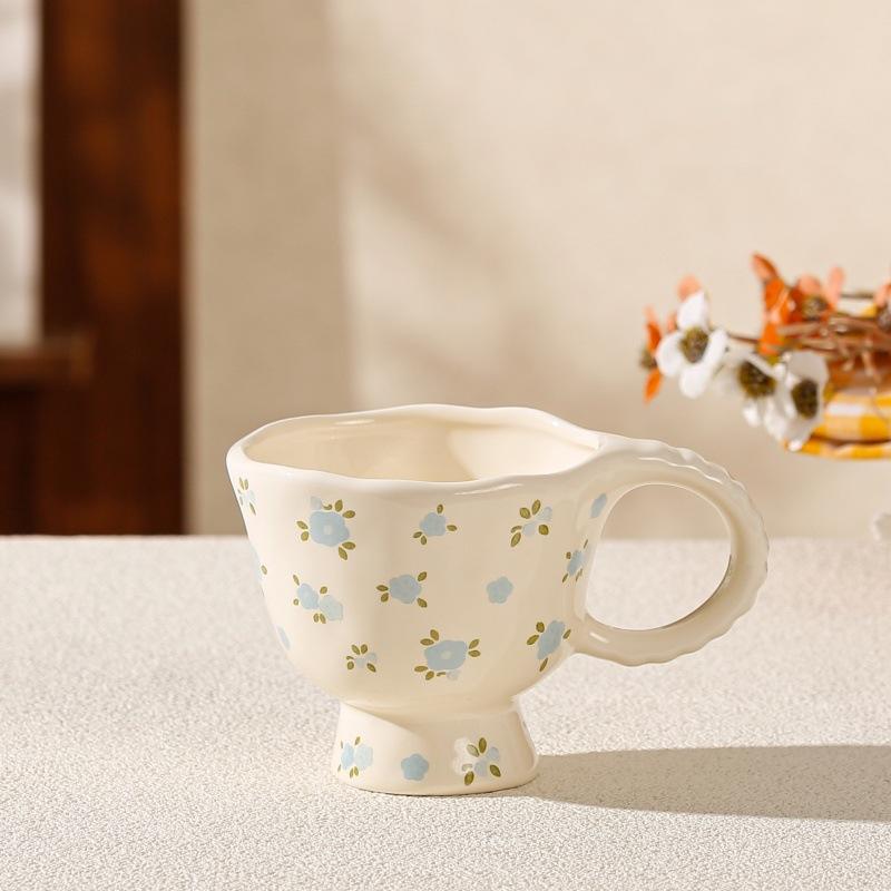 Blue flower mug