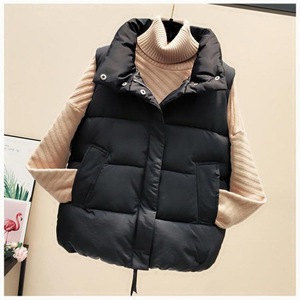 Women's Short Puffer Vest Off White Solid Color Polyester Wadding Loose Fit Outerwear With Zipper Pockets Autumn Winter Wear - Product Image 2