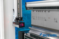 Machine de Presse Plieuse Hydraulique CNC de 160 Tonnes avec Automatisation