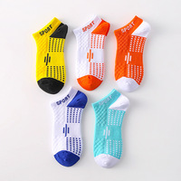 Drôle mignon printemps et été chaussettes pour femmes en vrac en gros personnalisé Premium coton broderie équipage chaussettes femmes