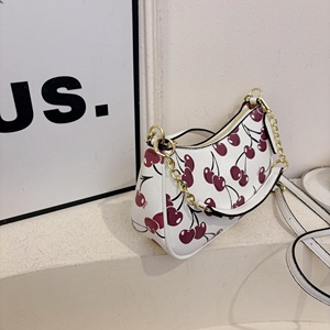 Sac Messager de Luxe Tendance en Cuir PU pour Femme, Sac à Bandoulière Designer Cherry, Sacs à Main pour Femmes avec Co-ch - Product Image 5