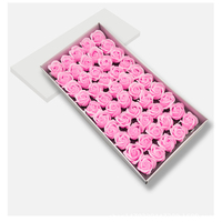 Vente en gros de petites têtes de roses artificielles faites à la main 50 pcs boîte de roses de mariage rouges faveurs cadeaux de retour roses de savon