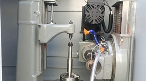 Máquina de Tallado de Engranajes CNC YHK3150 para Engranajes Rectos/Helicoidales, Engranajes de Sinfín, Piñones, Hierro Fundido, Corte Estable, Precisión Consistente - Product Image 3