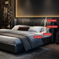 Lit plateforme moderne de luxe en cuir noir, tête de lit plissée minimaliste italienne, taille King, rembourré, mobilier de chambre à coucher