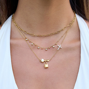 Collar con colgante de llave y dije de nácar, cadena dorada, regalo para mujer, joyería de moda - Product Image 2