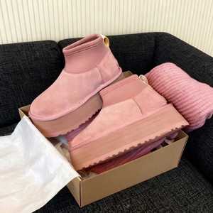 Nouvelles bottes de neige de créateur 2026 – Confortables et chaudes, avec chaussettes longues en coton, bottes tendance roses à semelle épaisse - Product Image 1