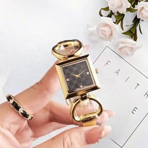 Montre à quartz pour femme en alliage, style dessin animé, style professionnel, avec fonction chronographe - Product Image 1