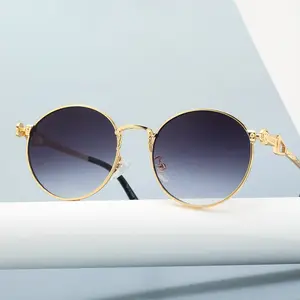 Lunettes de soleil rétro rondes en métal, verres solaires hip-hop européens et américains, modèle de rue, bordure croisée, <span class=keywords><strong>film</strong></span> coloré, à la mode, 286, 2021 - Product Image 1