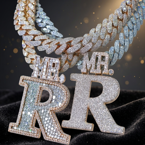 Colgante de plata de ley 925 personalizado con moissanita, letra con corte brillante redondo VVS, joyería para uso diario unisex. - Product Image 4