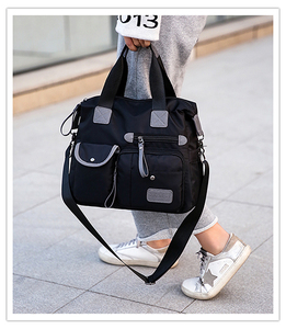 <span class=keywords><strong>Sac</strong></span> à bandoulière uni - <span class=keywords><strong>Sac</strong></span> d'école tendance de <span class=keywords><strong>style</strong></span> coréen - <span class=keywords><strong>Sac</strong></span> à <span class=keywords><strong>main</strong></span> en toile décontracté pour <span class=keywords><strong>femme</strong></span> de grande capacité - Product Image 1