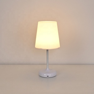 Bắc Âu phong cách hiện đại đơn giản phòng khách không dây từ xa + điều khiển cảm ứng đèn bàn có thể sạc lại đèn ngủ thông minh - Product Image 2