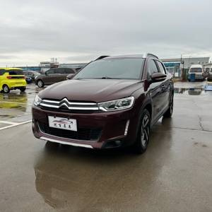 Peu utilisé Offre Spéciale <span class=keywords><strong>Citroen</strong></span> C3-XR petit SUV 5 portes 5 sièges automatique Turbo moteur gauche cuir foncé intérieur toit ouvrant - Product Image 1