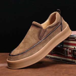 Chaussures de marche à semelle en caoutchouc, style décontracté, design contrastant, chaussures habillées Oxford pour le travail et les affaires - Product Image 1