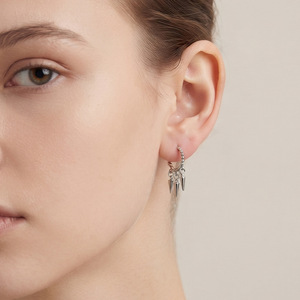 Pendientes de Espiga con Forma Geométrica Unisex en Color Blanco Dorado EKA-278 EKA-279 - Product Image 1