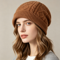 Bonnet de voyage unisexe en laine 100% brodé, doux, confortable et chaud, tricoté jacquard avec bouton - Nouveau style