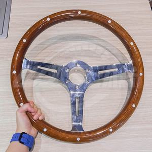 Pièces d'<span class=keywords><strong>auto</strong></span> personnalisées d'usine WZSEAHI <span class=keywords><strong>volant</strong></span> universel classique rétro en bois de noyer 380mm - Product Image 1