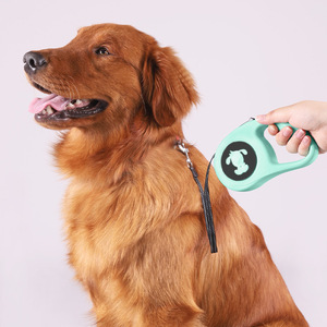 مقود حبل مشي كلب عاكس قابل للسحق أوتوماتيكي من البلاستيك من النايلون 5 أمتار قابل للسحوب قابل للسحق للحيوانات الأليفة طوق مقود شريط تزيين - Product Image 5