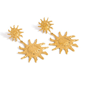 Pendientes colgantes con forma de sol de aleación de zinc chapados en oro de 18 quilates para mujer, pendientes colgantes de moda - Product Image 5