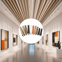 Techo de Aluminio Arquitectónico con Revestimiento de Madera en Forma de U, Perfil Lineal, Techo Metálico Suspendido para Pasillo