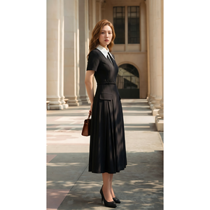 Robe midi noire pour femme, prête à être expédiée, avec manches courtes, col blanc, jupe plissée et ceinture, faible MOQ, prix d'usine - Product Image 1