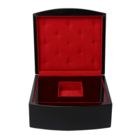 Boîte cadeau pour montre avec logo personnalisé, noir brillant, rectangulaire, doublure en velours rouge, gaufrage, laminage mat, impression quadricolore, UV