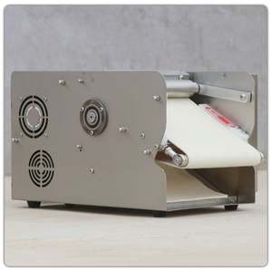 Machine industrielle électrique automatique de façonnage de pâte à pain et de croissants pour comptoir - Product Image 4