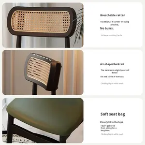 <span class=keywords><strong>Chaises</strong></span> de salle à manger <span class=keywords><strong>vintage</strong></span> en rotin du milieu du siècle avec structure en bois massif - Sièges ergonomiques et écologiques, style rétro de luxe pour la maison et l'hôtellerie - Product Image 4