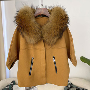 Vente <span class=keywords><strong>en</strong></span> gros Cardigan d'automne <span class=keywords><strong>en</strong></span> <span class=keywords><strong>laine</strong></span> tricoté avec col amovible <span class=keywords><strong>en</strong></span> fourrure véritable, chandails faits à la <span class=keywords><strong>main</strong></span> <span class=keywords><strong>en</strong></span> <span class=keywords><strong>laine</strong></span> à fermeture éclair courts et doux personnalisés pour femmes - Product Image 3