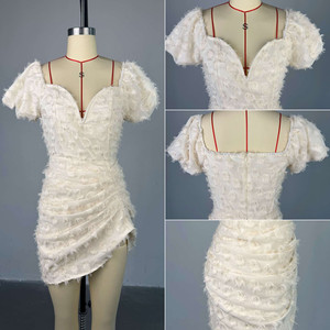 HK72276 Robes d'été tendance pour femmes, décontractées, sexy, en jacquard, col en V, manches bouffantes, taille haute, ajustées, froncées, courtes - Product Image 6