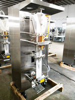 Machine automatique de remplissage et de scellage de sachets en plastique PET pour eau potable pure pour production en vrac