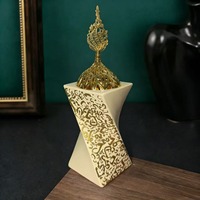 Brûleur d'encens en résine de style arabe vintage, fait main, écologique, en gros |   Décoration d'intérieur en filigrane noir et or