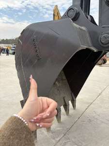 Prix Réduit Excavatrice Volvo EC380 d'Occasion 30 Tonnes Excellent État Type Chenille Haute Qualité Boîte de Vitesses Pompe Moteur Originaux 2024 - Product Image 5