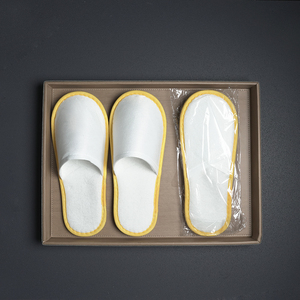 Pantuflas de <span class=keywords><strong>Hotel</strong></span> Personalizadas de Alta Gama, Sostenibles, con Logotipo, Acabado Cepillado, Comodidades para Cadenas de Hoteles Económicos - Product Image 2