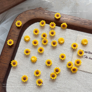 100 piezas/bolsa <span class=keywords><strong>de</strong></span> flores <span class=keywords><strong>de</strong></span> <span class=keywords><strong>girasol</strong></span> <span class=keywords><strong>3D</strong></span> <span class=keywords><strong>de</strong></span> resina para decoración <span class=keywords><strong>de</strong></span> <span class=keywords><strong>uñas</strong></span>, pequeñas flores amarillas para bricolaje - Product Image 2