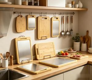 Tagliere Premium Bifacciale 2-in-1 in Bambù e Acciaio Inossidabile per Alimenti, Utensile da Cucina Durevole - Product Image 3