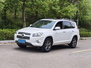 SUV Toyota RAV-4 de segunda mano, <span class=keywords><strong>Golf</strong></span> <span class=keywords><strong>GTI</strong></span> 2.0T S FWD <span class=keywords><strong>2011</strong></span>, disponible con volante a la izquierda, coches usados RAV - Product Image 1