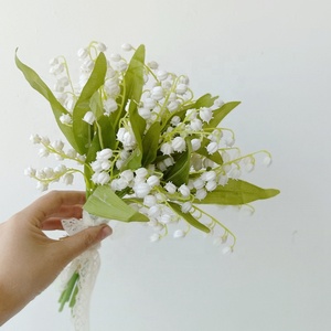 ISEVIAN Nuziale Vero Tocco Bouquet Artificiale Fiori di Giglio Della Valle Per <span class=keywords><strong>La</strong></span> Cerimonia Nuziale - Product Image 4